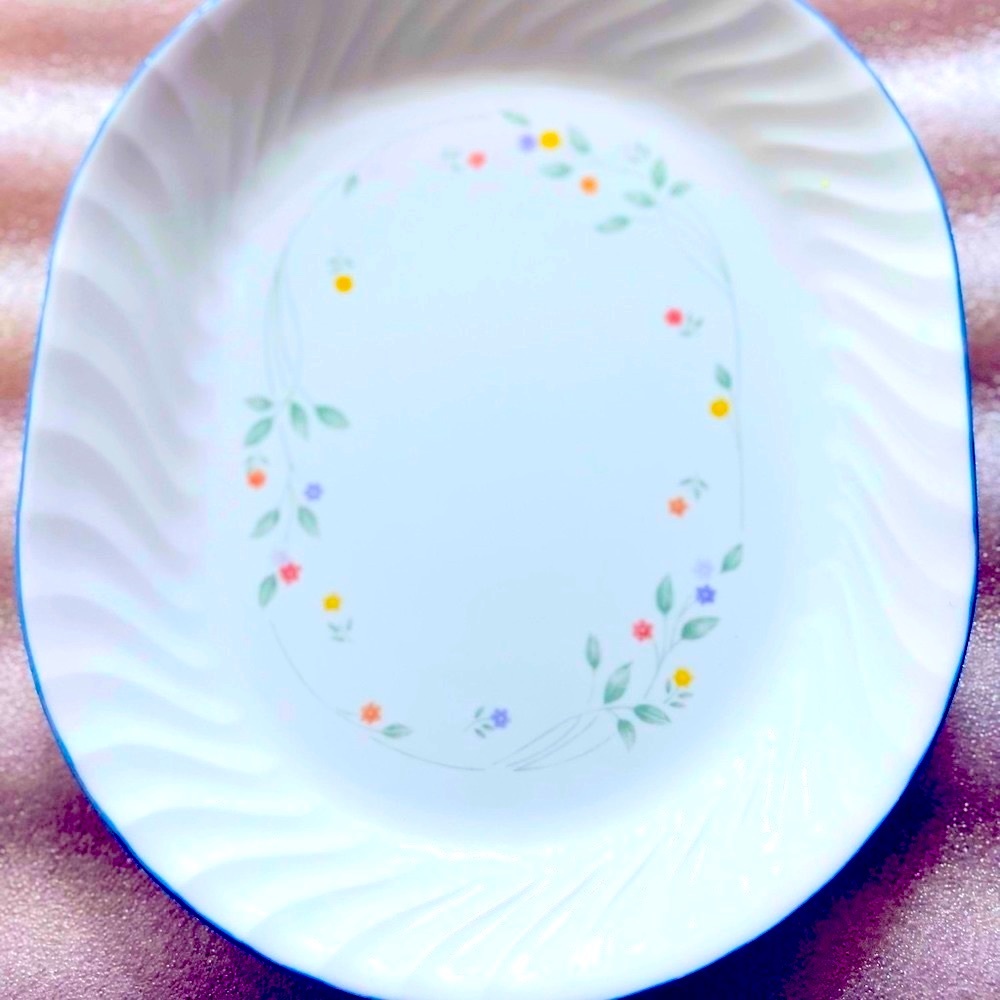 Corelle ENGLISH MEADOW by Corning Serving Platter 12” Long x 10” Wide.. (A1553)